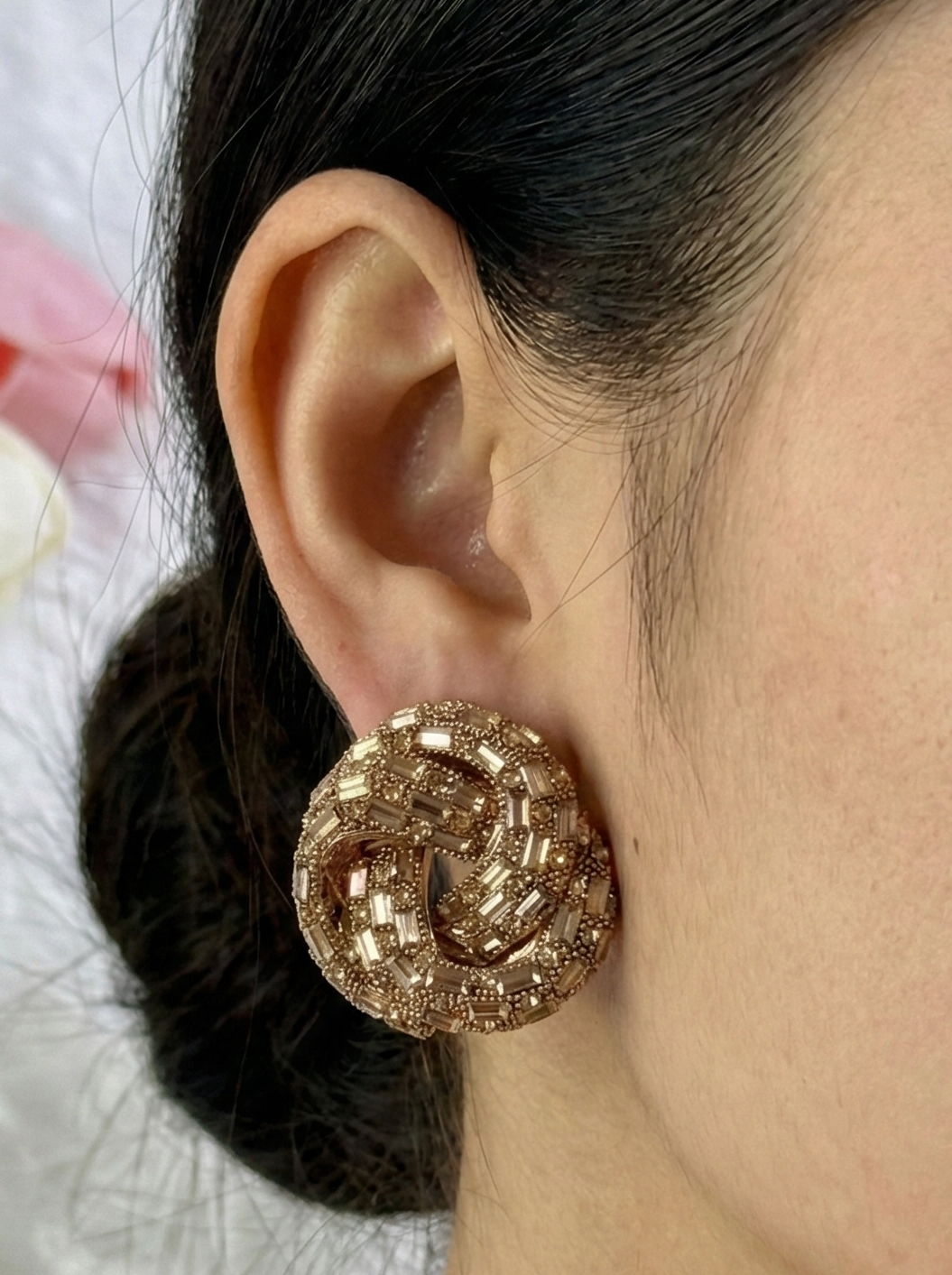 Spiral Shaped stoned earing