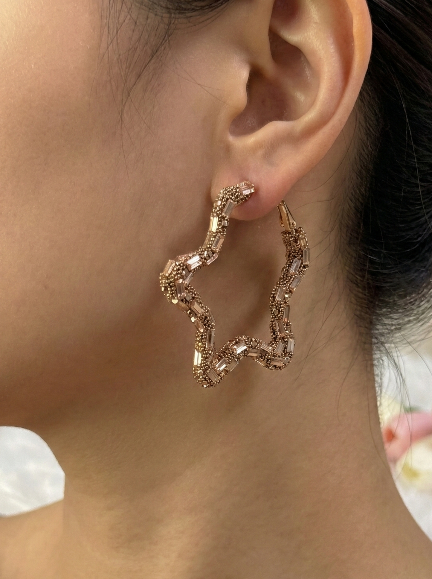 Star-Shaped Baguette Diamond Hoop Earring