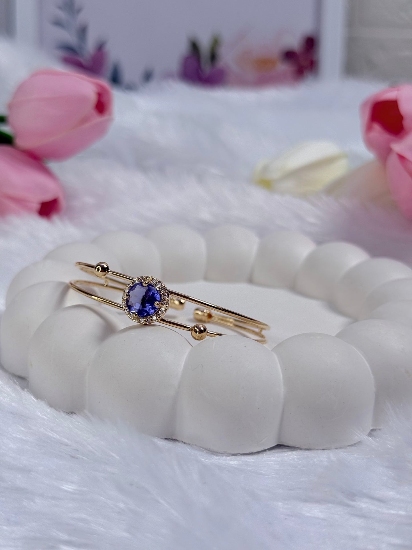 Gold Rounded Bracelet with Gem stoned  | Adjustable Bracelet