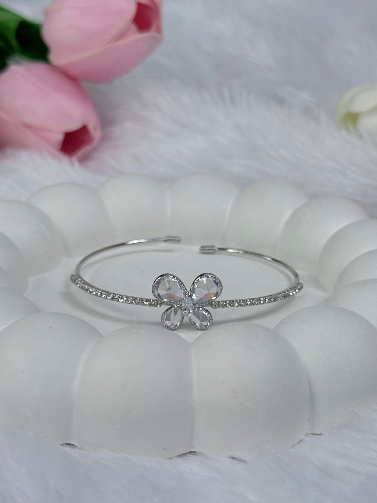 Adjustable Butterfly Bracelet | Anti-Tarnish