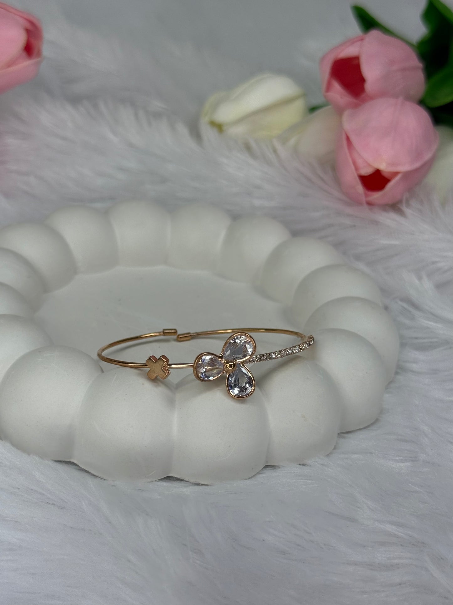 Tuberose Flower Bracelet with Gem stoned  | Adjustable Bracelet