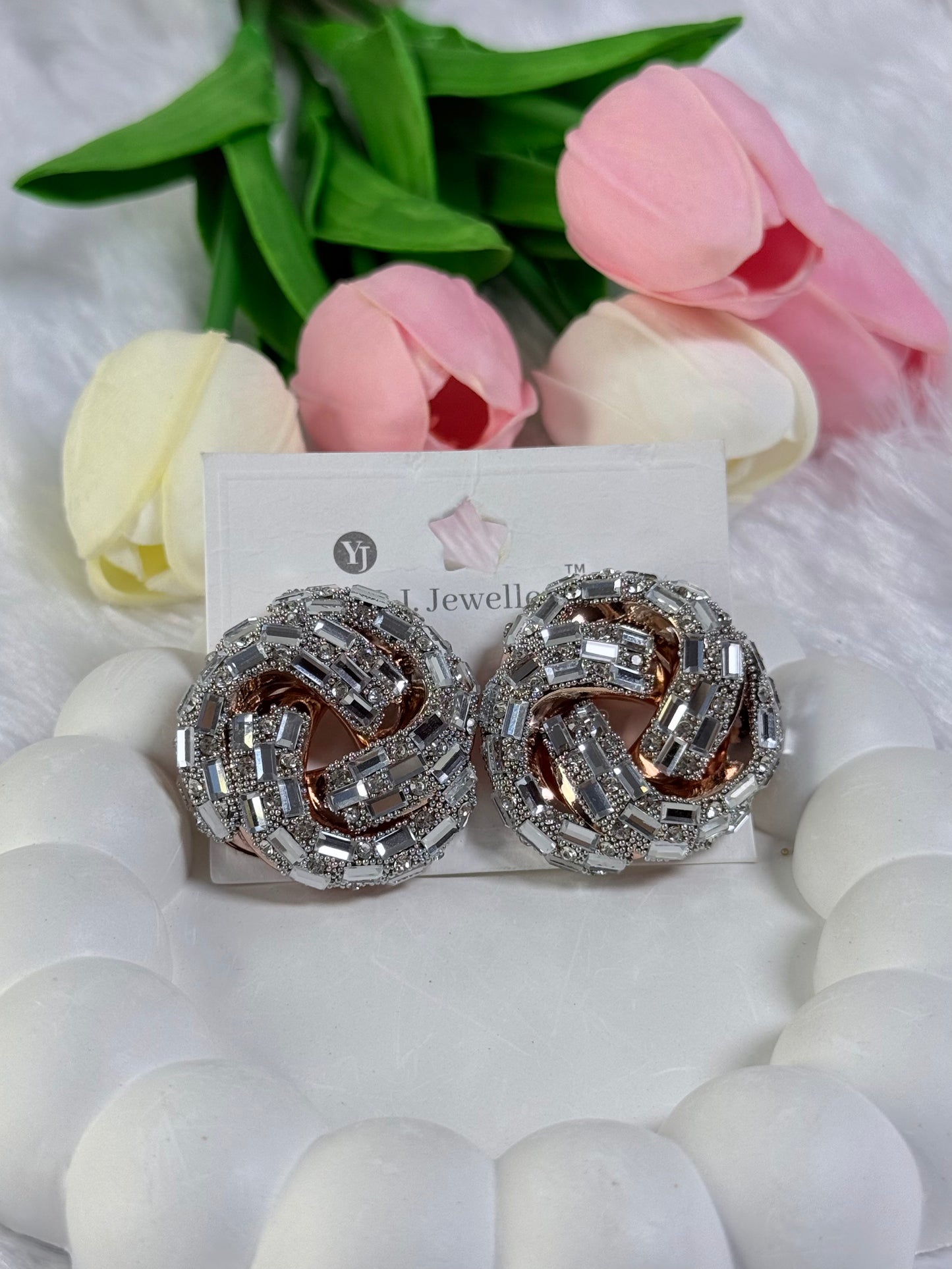 Spiral Shaped stoned earing