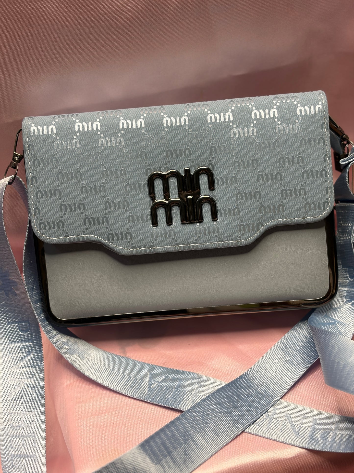 MIN MIN | Premium Sling bag
